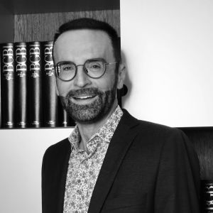 Dr. Michael El-Gayar
