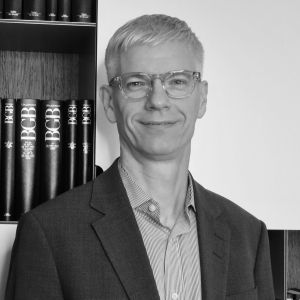 Dr. Christoph Schrenk